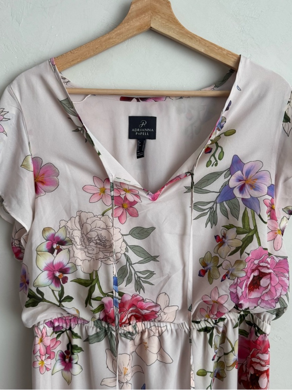 Adrianna Papell Floral V-Neck Maxi Dress in Light Blush - Picture 3 of 4